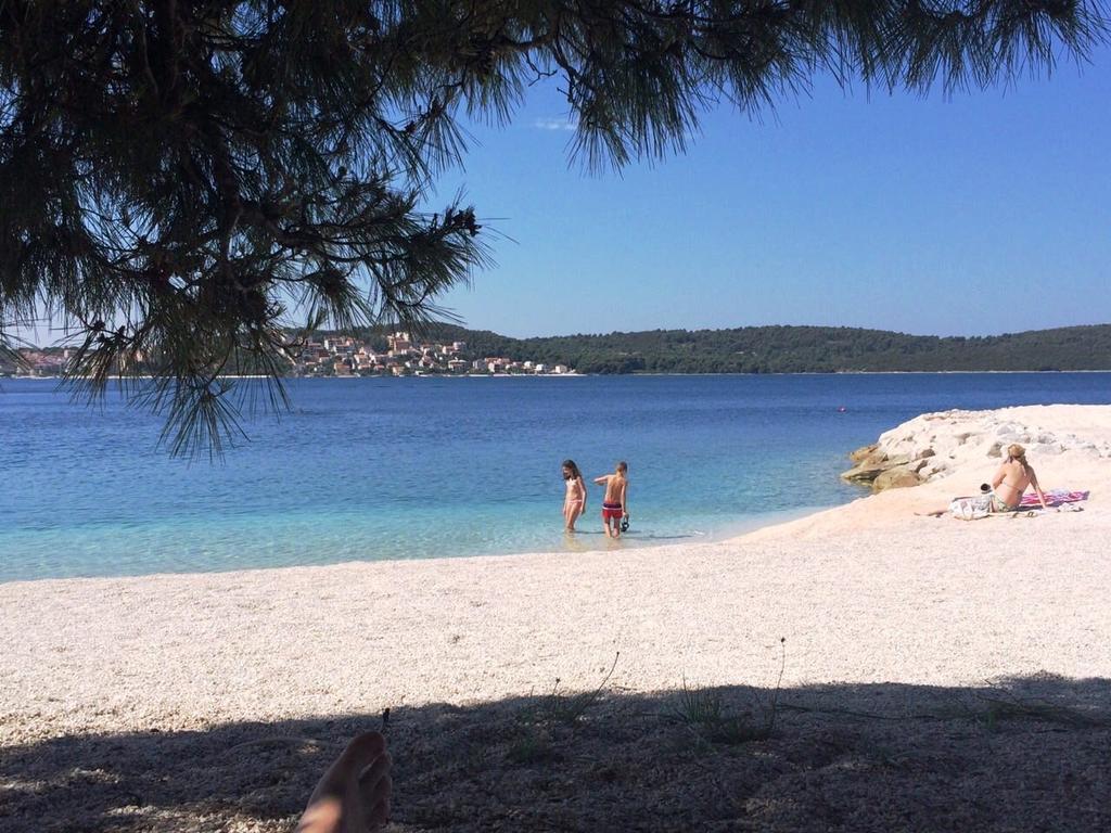 Hella Apartments Trogir Zimmer foto