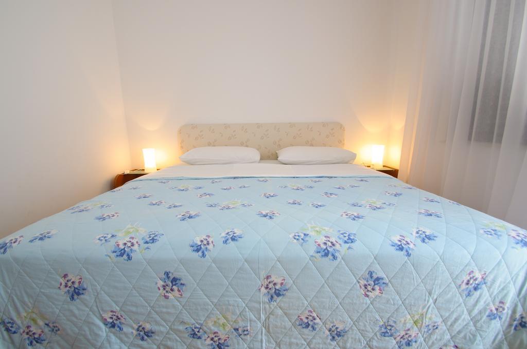 Hella Apartments Trogir Zimmer foto