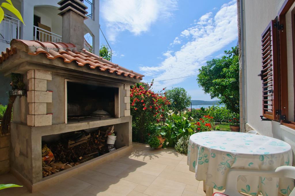 Hella Apartments Trogir Zimmer foto